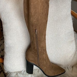 F21 boots